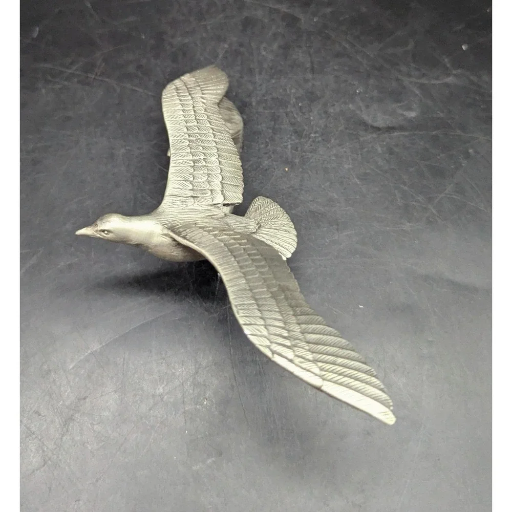 Seagull Bird In Flight Figurine by H.Wilson Limited Edition Lance Fine Pewter